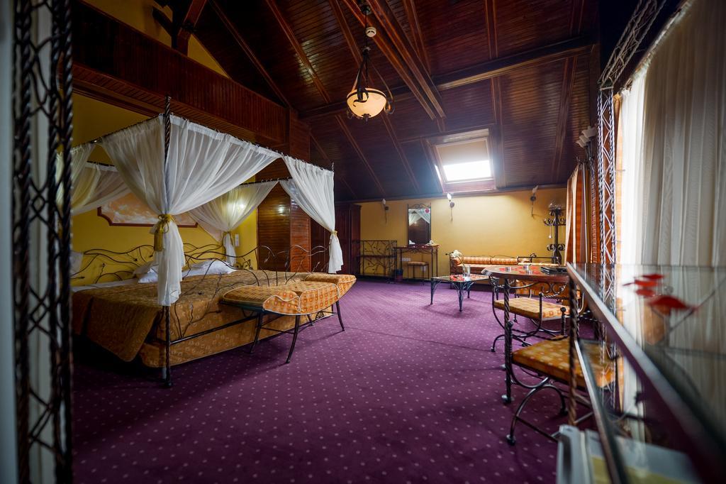 Predeal Comfort Suites エクステリア 写真