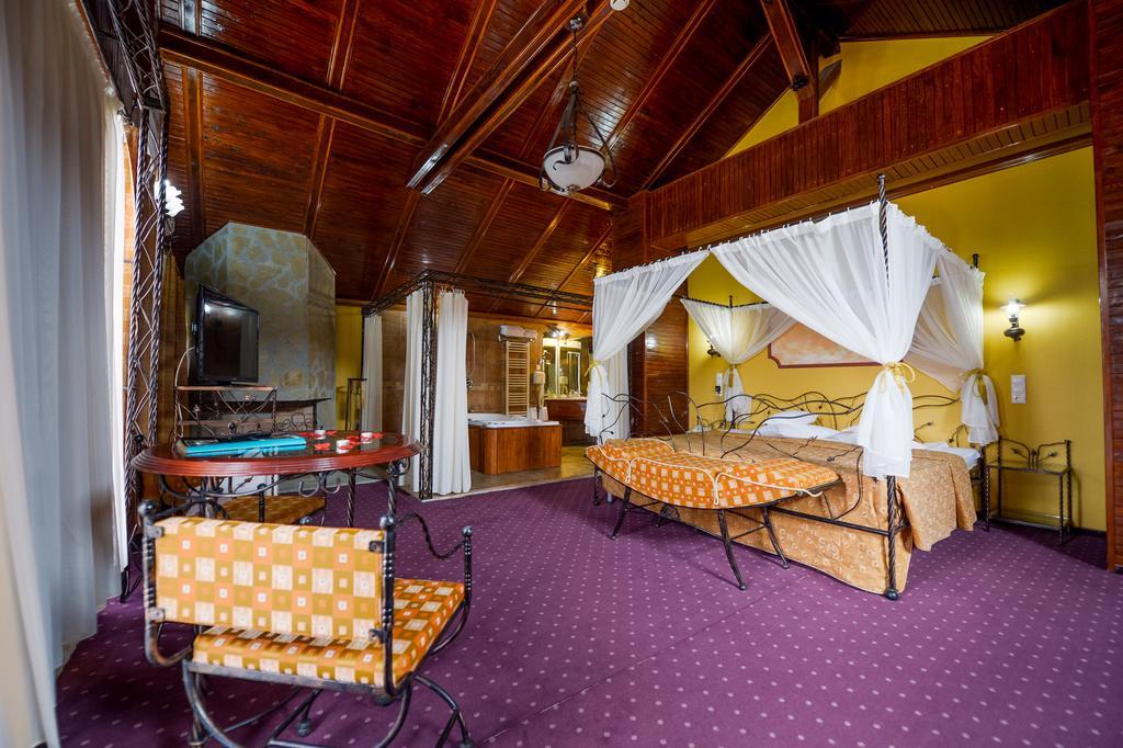 Predeal Comfort Suites エクステリア 写真